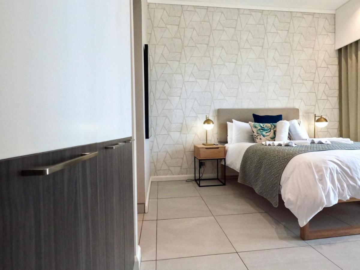 Menlyn Maine Apartments Претория Экстерьер фото